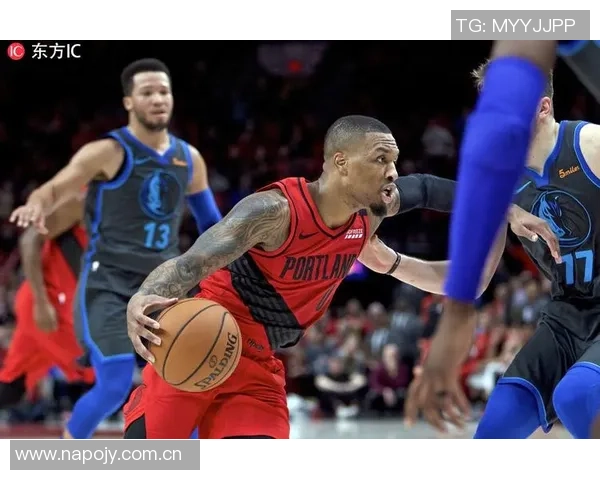 比克斯塔夫分享应对犯规困扰的策略与团队努力掌控局势的经验