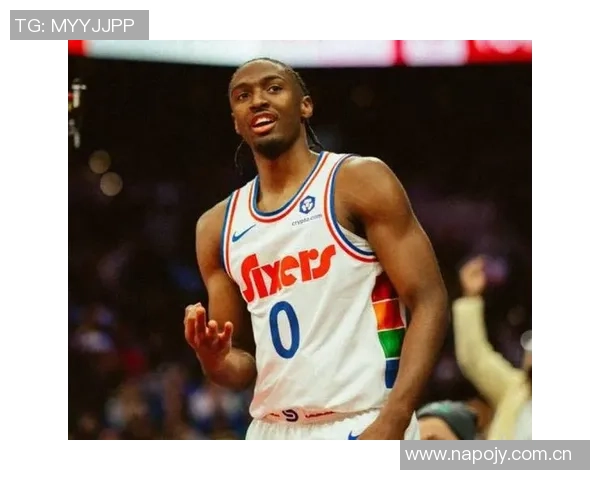 半场战报76人稳居领先地位马克西表现出色泡椒和尚帕尼各有贡献