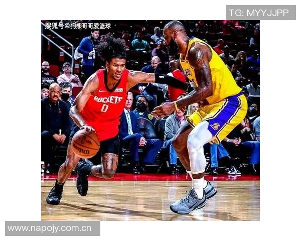 杰伦格林谈球队默契:迅速融入阵容展现出色配合能力